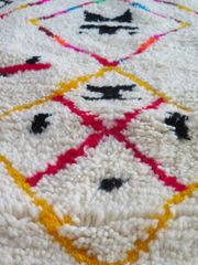 Load image into Gallery viewer, Enchanting Threads, Artisanal Treasures, Handcrafted Moroccan Magic Rug - AUALIRUG