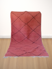 Load image into Gallery viewer, Faded Rug - Red rug - Authentic Rug - living room rug - Monochrome Deisgn Interior - Soft Rug - Geometric Runner - Plain rug - Chic Carpet - AUALIRUG