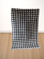 Load image into Gallery viewer, Lovely Checkred Rug - Geometric Runner - Beni Ourain Carpet - Berber Rug - chic Rug - Black and White Rug - Antique Rug - Faded Rug - AUALIRUG