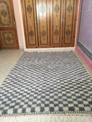 Load image into Gallery viewer, Antique Rug - Moroccan Rug - Chic Rug - Black and White Australia Rug - USA Rug New York Rug - Rug in Australia - Handmade Rug - Floor Rug