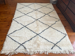 Beni Ourain Rug - Authentic Moroccan Carpet - Custom Beni Ourain Rug - Berber Rug - Large Moroccan Rug - White& Black Rug - Shaggy Rug