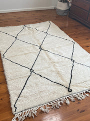 Load image into Gallery viewer, Moroccan Rug - Hand Knotted - Beni Ourain Rug - Custom Size Rug - Berber Rug - Handmade Wool Rug - Moroccan Plain Rug - Contemporary Rug