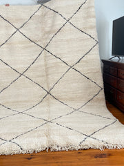 Load image into Gallery viewer, Traditional Moroccan Rug - Moroccan Rug - Black and White Rug - Peach Rug - Wool Carpet - Checkerboard Rug - Pakistani Rug Gift Rug