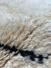 Load image into Gallery viewer, Custom Rug - Beni Ourain Rug - Moroccan Berber Rug - Floor Rug - Authentic Carpet - Genuine Lamb Wool - With and Black rug - Handmade Rug