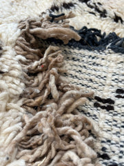 Load image into Gallery viewer, Traditional Moroccan rug - Wool Carpet Handmade by Berber Women - Chic Rug - Azilal Berber Rug- Hand Knotted Rug- Black White Custom Rug