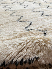 Load image into Gallery viewer, Moroccan Beni Ourain Rug - Eye Catching Rug- Bohemian rug - Flatweave Rug - Chic Rug - Black White Custom Rug - Floor Rug - Traditional Rug
