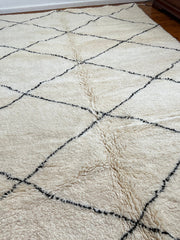 Load image into Gallery viewer, Beni ourain rug - Moroccan Berber rug - rug in Australia - soft rug - Wool rug - Hand woven rug - All wool Berber rug - Solid rug