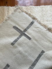 Load image into Gallery viewer, Luxury Wool Rug, Large Rug, Moroccan Rug, Cross Pattern Living Room Rug, Berber Rug, Fluffy High Pile Runner, Black White Rug