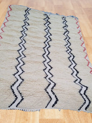 Load image into Gallery viewer, black pattern carpet, hand woven carpet, organic wool carpet, authentic moroco rug