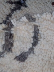 Load image into Gallery viewer, artistic rugs - Boucherouite rugs - Moroccan Rug - Home art Living Room Rug - Berber Style Rug - Genuine Lamb Wool - Black White Rug - AUALIRUG
