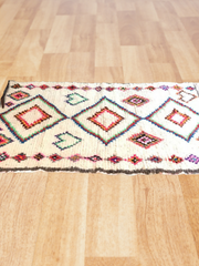 Load image into Gallery viewer, moroccan berber rug, moroccan wool rug, morrocan rug, azilal rug, berber carpet - AUALIRUG
