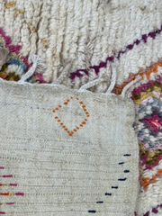 Load image into Gallery viewer, Beniourain rug, Moroccan Berber rug, Moroccan carpet, Moroccan wool rug, colorful rug - AUALIRUG
