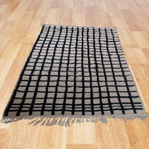 Lovely Checkred Rug  - Geometric Runner - Beni Ourain Carpet - Berber  Rug - chic Rug - Black and White Rug - Antique Rug -  Faded Rug - AUALIRUG