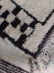 Load image into Gallery viewer, Home art living room rug - Berber rug - Handmade rug - Faded Rug - Shaggy Rug - Geometric Runner - Plain rug - Monochrome Deisgn Interior - AUALIRUG
