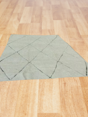 Load image into Gallery viewer, Beni ourain rug - Tribal Wool Rug - Morocco Rug - Flatweave Rug - Large Rug - Berbers Rug - Soft Rugs in Sydney - Gumtree Rug - Chic Rug - AUALIRUG
