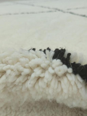 Load image into Gallery viewer, Authentic Beni Ourain rug - Large Moroccan Rug - Home art Living Room Rug - Berber Style Rug - Genuine Lamb Wool - Moroccan Black White Rug - AUALIRUG
