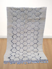 Load image into Gallery viewer, handmade wool rugs, rugs trends 2023, White rug Moroccan, White area rug| Customise
