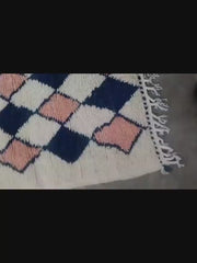 Load and play video in Gallery viewer, Hand Braided rug -  Exclusive beni Ourain Rug- Chic Rug- Colorful rug - USA Rug New York Rug - Rug in Australia - Handmade Rug - Floor Rug
