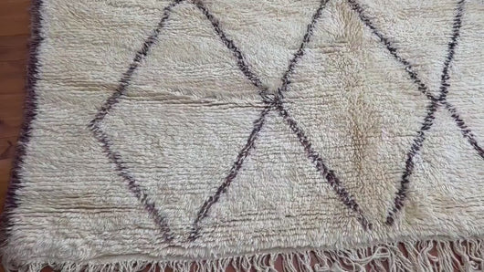 Decorative Rug - Black and White Rug - Wool Rug Handmade by Berber Women - Modern Rug - Home Art Living Room Rug - Authentic Rug - Chic Rug