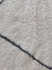 Load and play video in Gallery viewer, Moroccan Rug - Hand Knotted - Beni Ourain Rug - Custom Size Rug - Berber Rug - Handmade Wool Rug - Moroccan Plain Rug - Contemporary Rug
