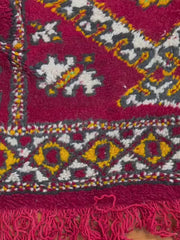 Load and play video in Gallery viewer, Moroccan Rug - Authentic Ru - Shag wool Berber  Rug - Custom Rug - Handmade Rug - checkerboard rug - Red rug - Eye catching rug - chic Rug
