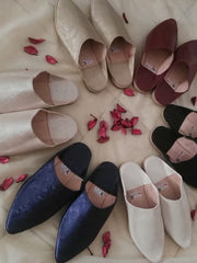 Load image into Gallery viewer, Moroccan Traditional Babouche, Handmade Leather Slippers - AUALIRUG
