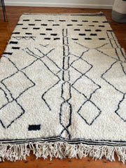 Load image into Gallery viewer, Large Beni Ourain Rug - Authentic Moroccan Rug - Oriental Rug - Antique Rug - Handmade Rug - Berber Rug - Black White Carpet - bohemian rug
