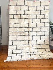 Load image into Gallery viewer, Black and White Checkered Rug - Patterned Living Room - Checkered Area Rug - Checkerboard Rug - Floor rug - Soft Colored Rug - Flatweave Rug
