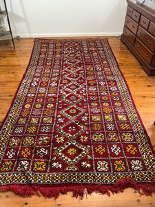 Moroccan Rug - Authentic Ru - Shag wool Berber Rug - Custom Rug - Handmade Rug - checkerboard rug - Red rug - Eye catching rug - chic Rug