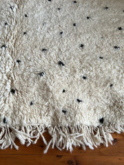 Load image into Gallery viewer, Beni Ourain Style Full Wool Rug - Moroccan Rug - Black Dot Berber Carpet - Handmade Rug - Decorative Rug - Traditional Moroccan Rug
