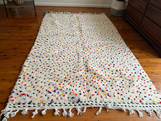 Polka Dot Rug - Custom Rug - Area Rug - Moroccan Rug - Bedroom Rug - Contemporary Art - Hand Knotted Rug - Genuine Lamb Wool - Trendy Rug