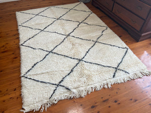 Beni Ourain Rug - Authentic Moroccan Carpet - Custom Beni Ourain Rug - Berber Rug - Large Moroccan Rug - White& Black Rug - Shaggy Rug