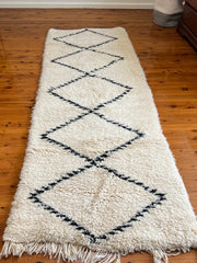 Load image into Gallery viewer, Beni Ourain Runner Rug - Moroccan Runner - Custom Hallway Rug Runner - White and Black Long Runner - Hand woven rug - Farmhouse decor
