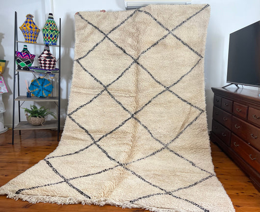 Black and white rug - Hand woven Rug - All Wool Berber Rug - Rugs in Australia - Bajjaad Rug - Hund Woven Rug - Antique berber rug