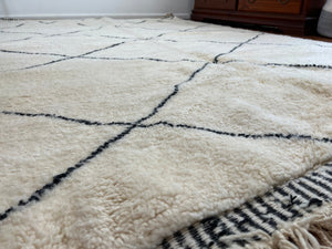 Antique Rug - Authentic Rug - Handmade Wool Rug - Oriental Design - Farmhouse Rug - Hand Knotted Rug- Black and White Carpet - Modern design