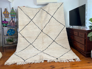 Carpets Handmade by Berber Women - Checkered Area Rug - rugs in Australia - Antique Berber rug - Moroccan Rug With attractive Design