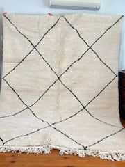 Load image into Gallery viewer, Carpets Handmade by Berber Women - Checkered Area Rug - rugs in Australia - Antique Berber rug - Moroccan Rug With attractive Design
