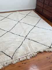 Load image into Gallery viewer, Carpets Handmade by Berber Women - Checkered Area Rug - rugs in Australia - Antique Berber rug - Moroccan Rug With attractive Design
