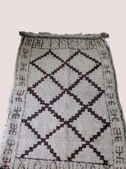 Load image into Gallery viewer, square carpet - Moroccan Carpet  - Gorgeous Rug - Beni Ourain Carpet - solid rug - Simple rug- Black and White Rug - Chic rug - Soft Rug
