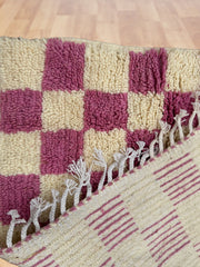 Load image into Gallery viewer, pink Checkered Moroccan custom Rug, Handcrafted Moroccan Berber Rug, Home Decor Rug, Berber Soft Wool Carpet
